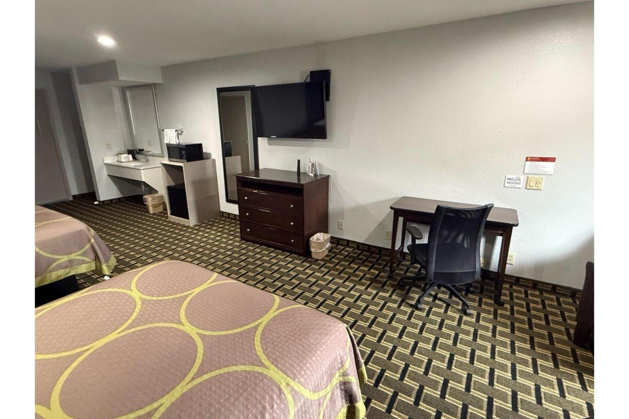 Crystal Inn By Oyo Northeast Houston I-610 Екстер'єр фото