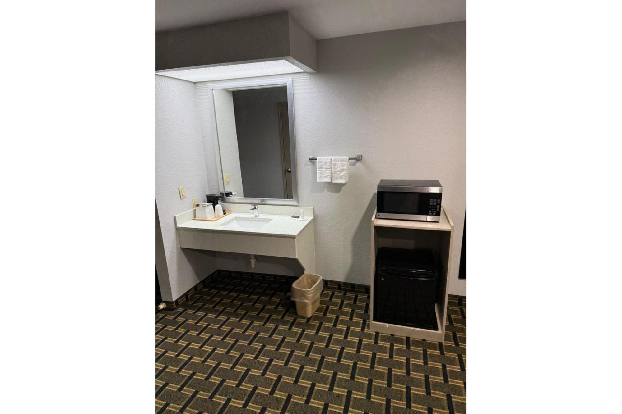 Crystal Inn By Oyo Northeast Houston I-610 Екстер'єр фото